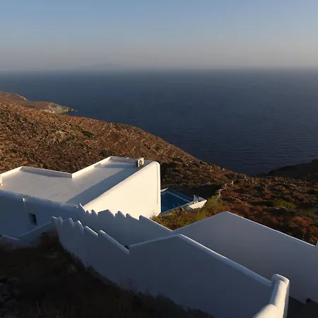 65 Stairs τo ηeaven Private Pool