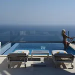 Ferienhaus 65 Stairs τo ηeaven Private Pool