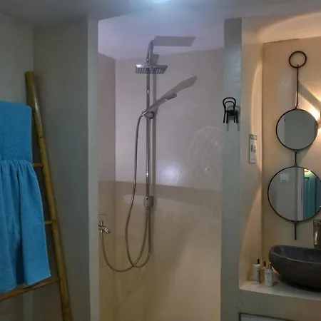 בית נופש 65 Stairs τo ηeaven Private Pool